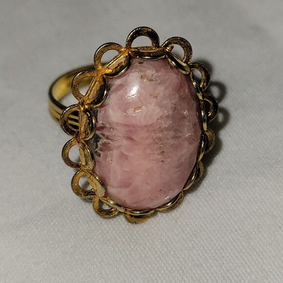 Set of 7 Gold Toned Fashion Rings - Picture 1 of 9